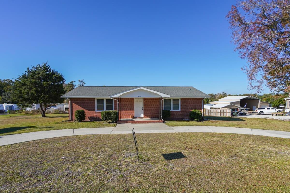 2Br Pet Friendly Home In Sneads Ferry With Parking Exterior photo